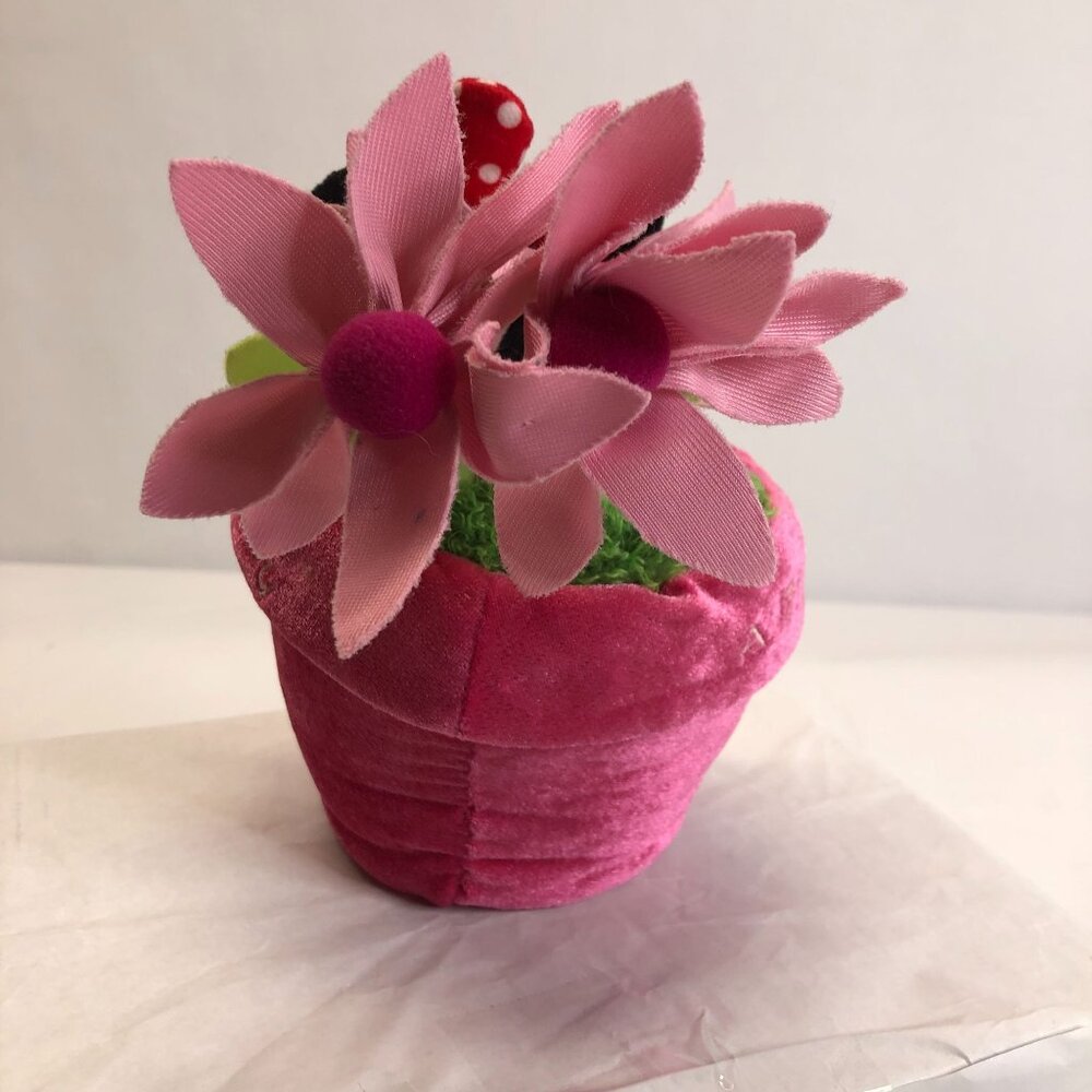 Disney Store Minnie in a Flower Pot Plush Doll 8" "Something from the Heart " - Picture 5 of 10